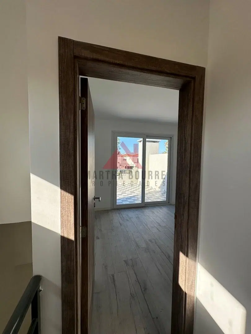 Casa Dúplex en Venta en Chic Village, La Lonja, Pilar 4