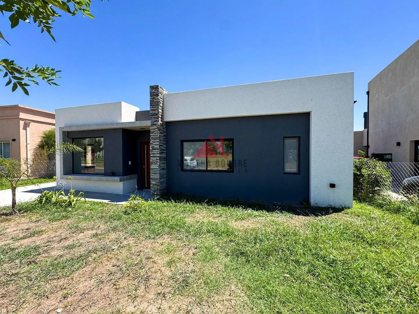 Casa  en Venta en Santa Lucia, Pilar del Este, Pilar 2