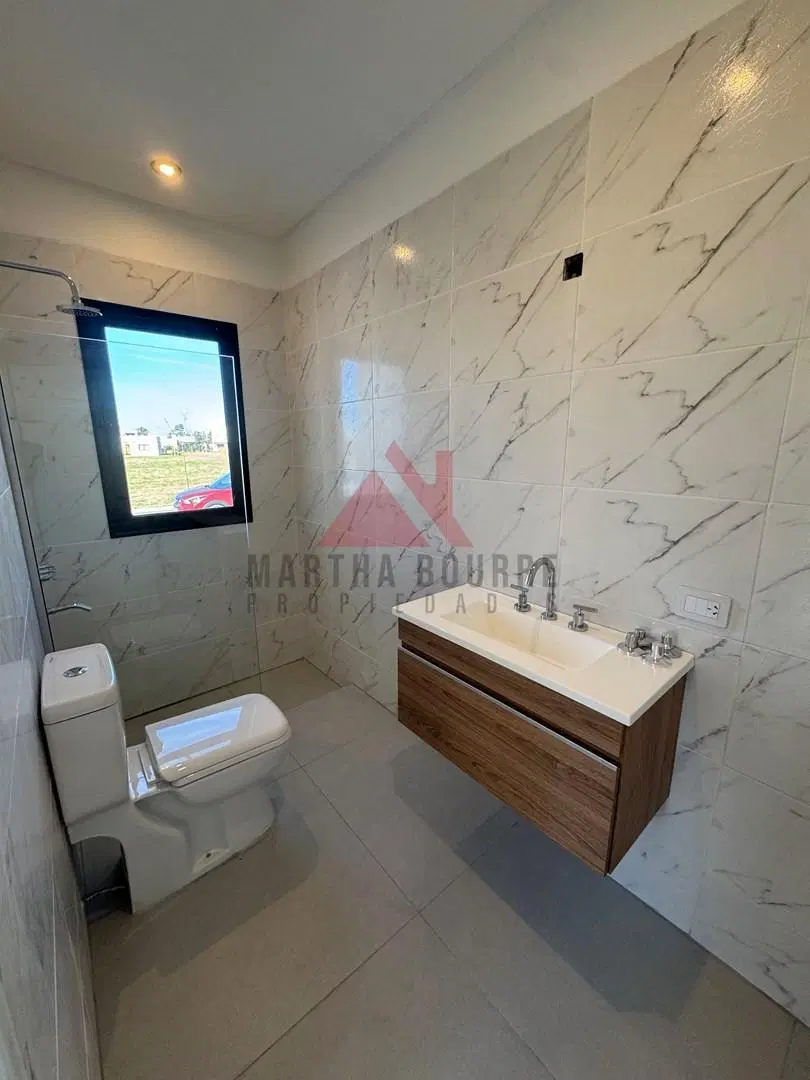 Casa  en Venta en Santo Tomas, Derqui, Pilar 2
