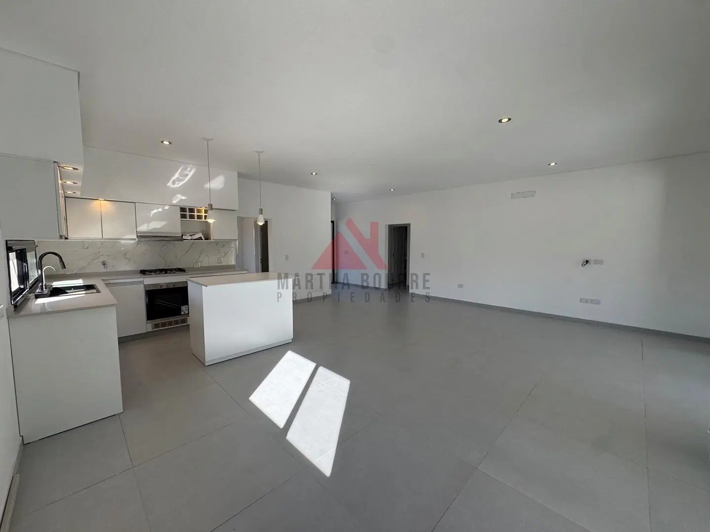 Casa  en Venta en Santo Tomas, Derqui, Pilar 5