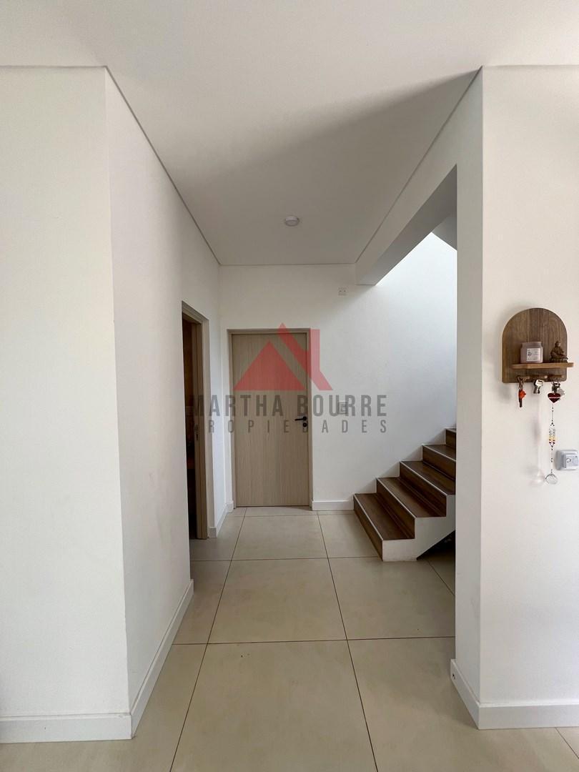 Foto de Casa en Venta en Santo Tomas, Derqui, Pilar, imagen 1