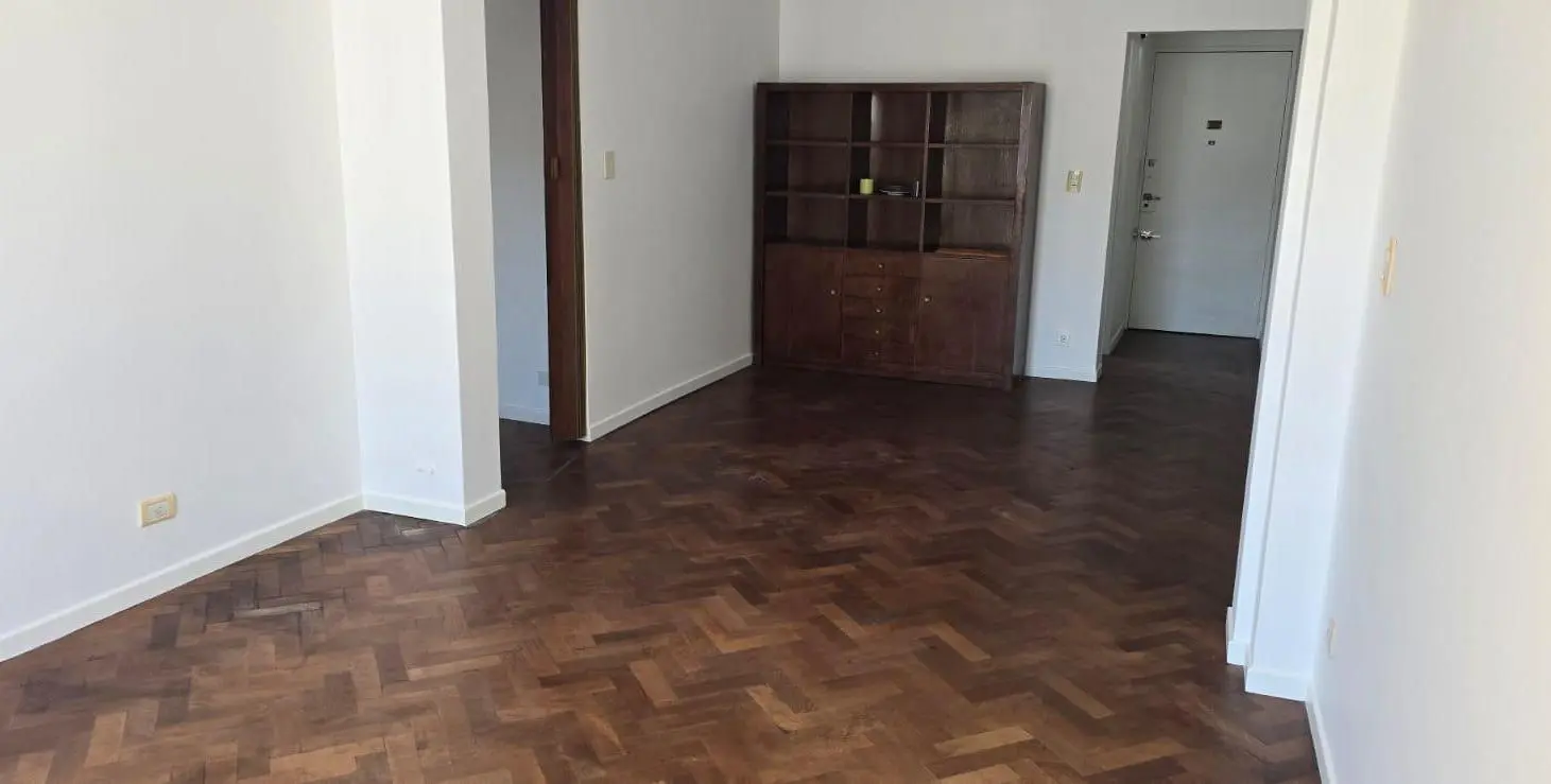 Peron y Uriburu- Balvanera- Oportunidad!! Divino 3 ambientes en Edificio Racionalista 4