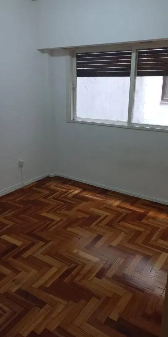 Ecuador y Córdoba- Barrio Norte- 2 ambientes interno SUPER COMPLETO 4