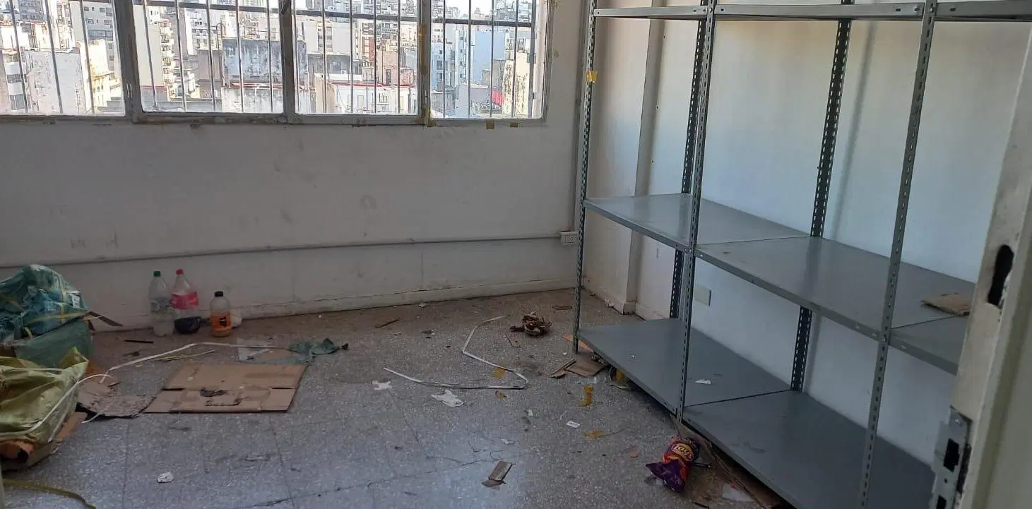 Pasteur 600- Once- Oficina en alquiler 20m2 3