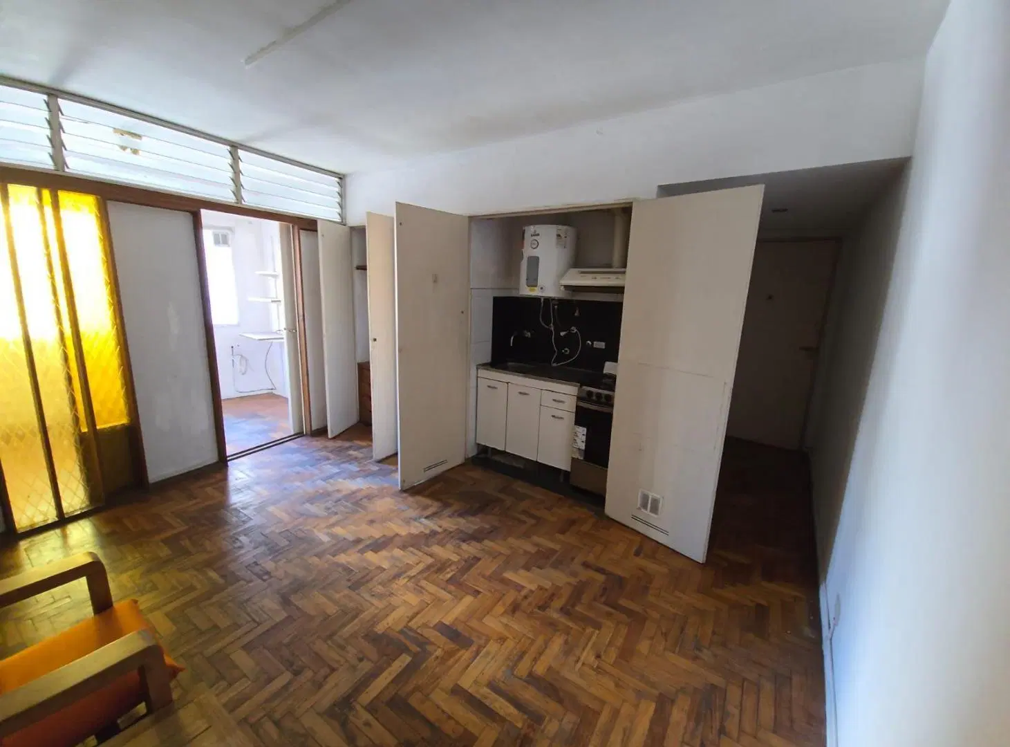 San Luis 2400- Balvanera- Monoambiente al frente c/kitchinete 5