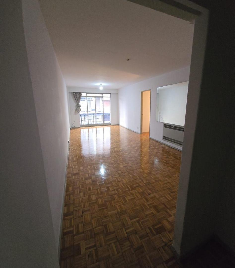 Foto de Paraguay 2400- Barrio Norte- 3 amb c/dep 85 m2 al Frente., imagen 2