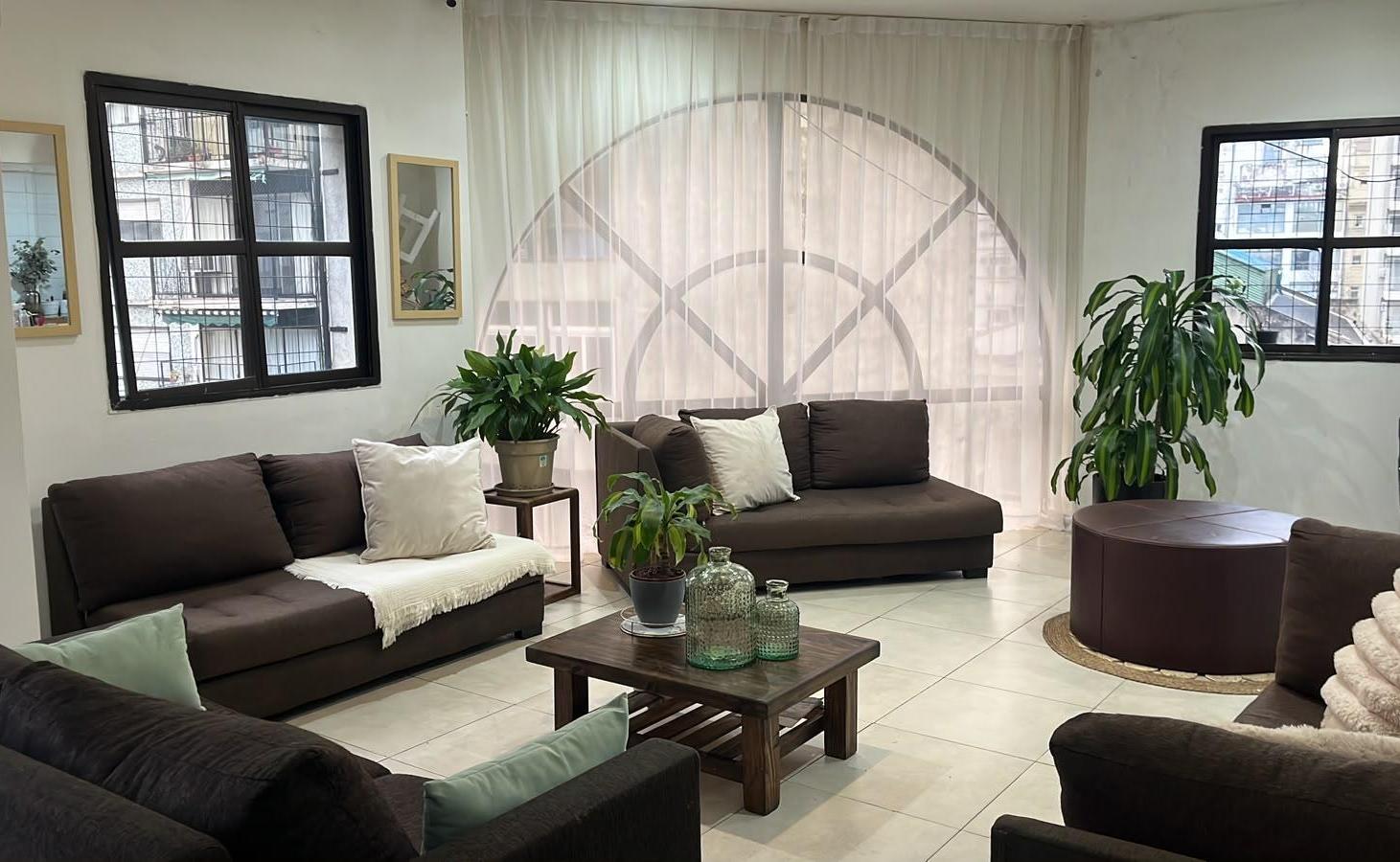 Foto de San Luis esq. Azcuenaga- Balvanera- Piso 5 ambientes 140m2!!!, imagen 2