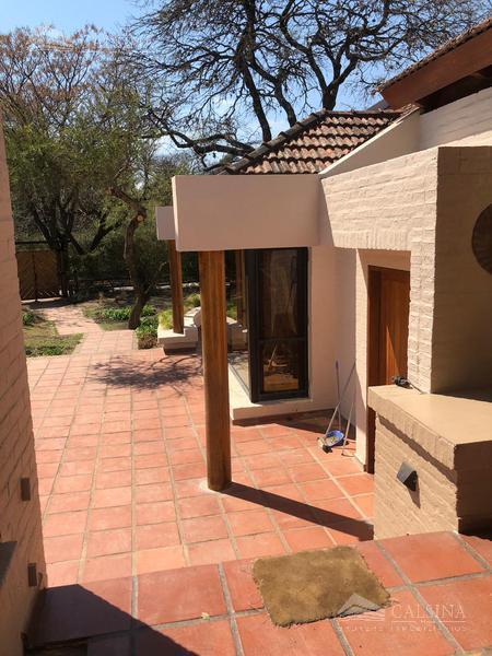 Casa en venta frente al Golf Villa Allende