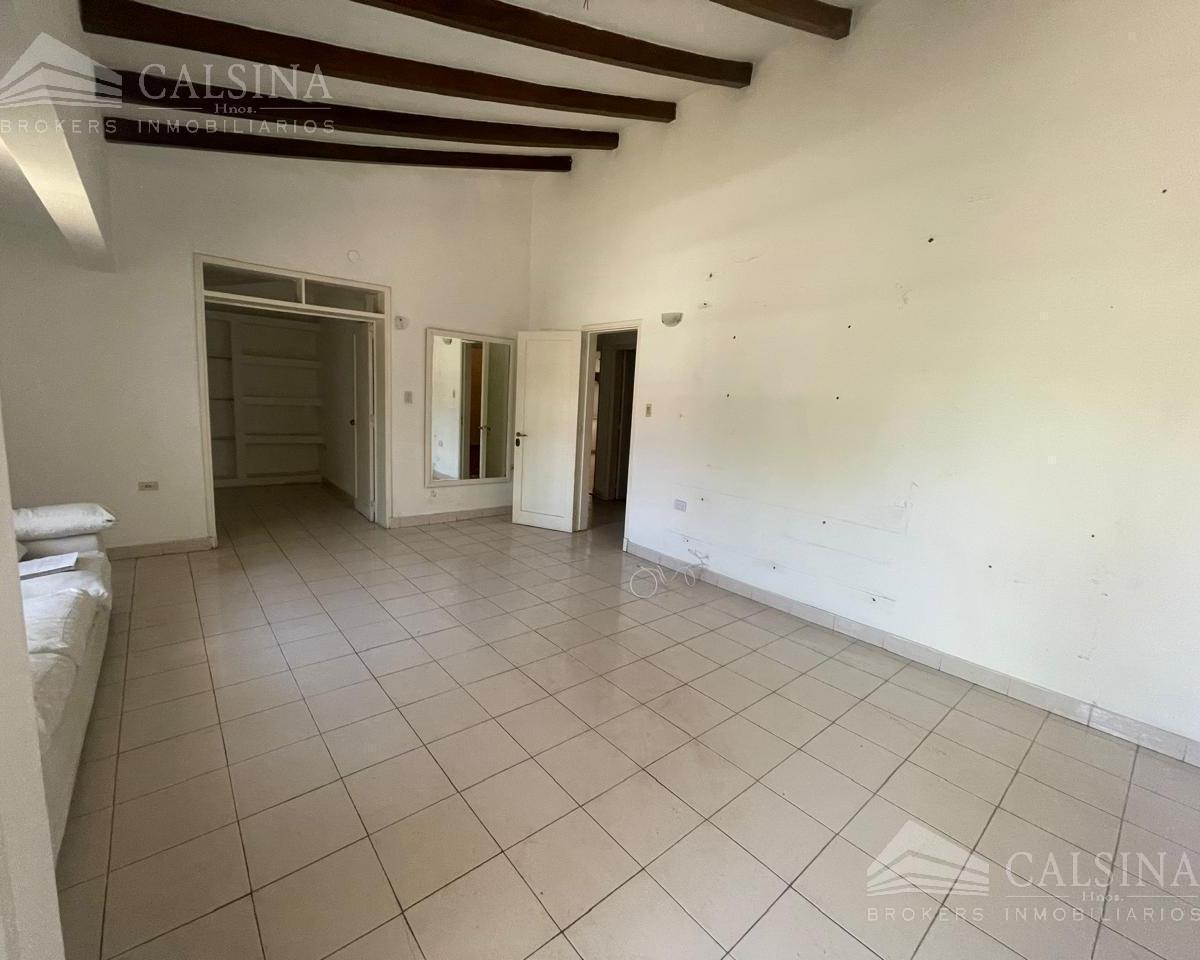 Casa en Venta Cerro de Las Rosas Calle Jimenez de Lorca Al 4500 2