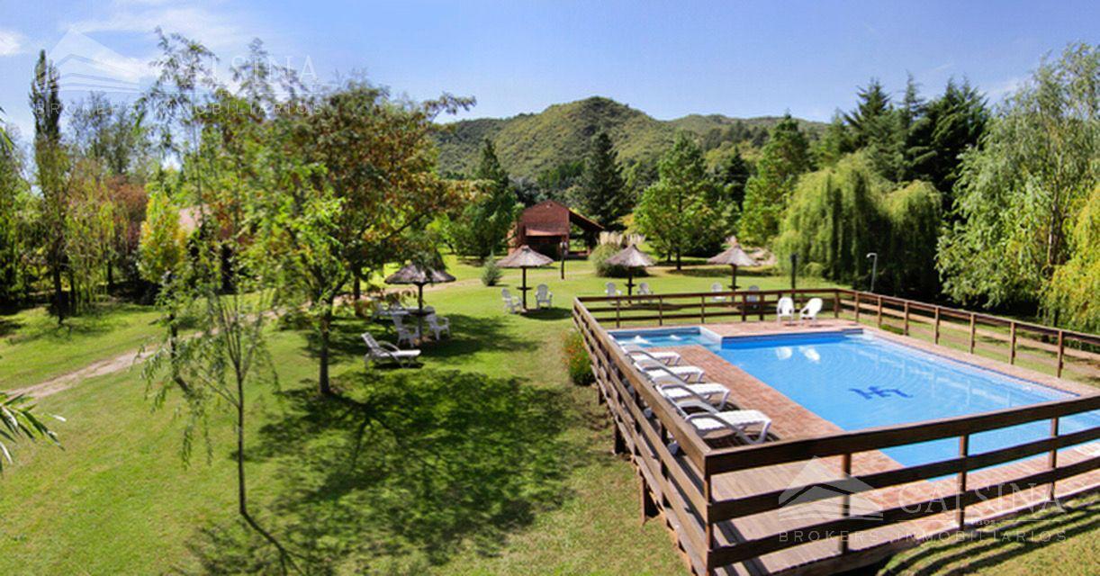 Campo - complejo de cabañas en  venta Villa general Belgrano