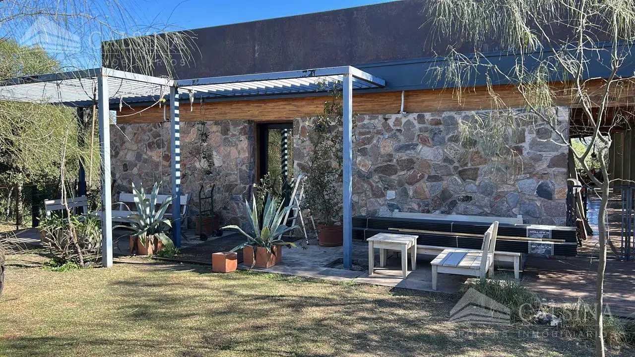 Casa en venta Camino al Cuadrado Rio Ceballos 2