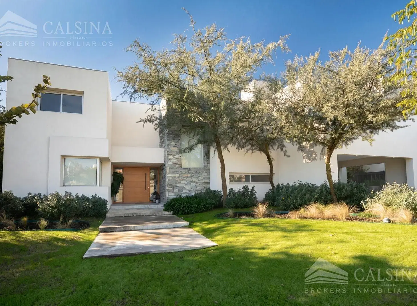 Casa en venta Santina Norte 4 dormitorios 5