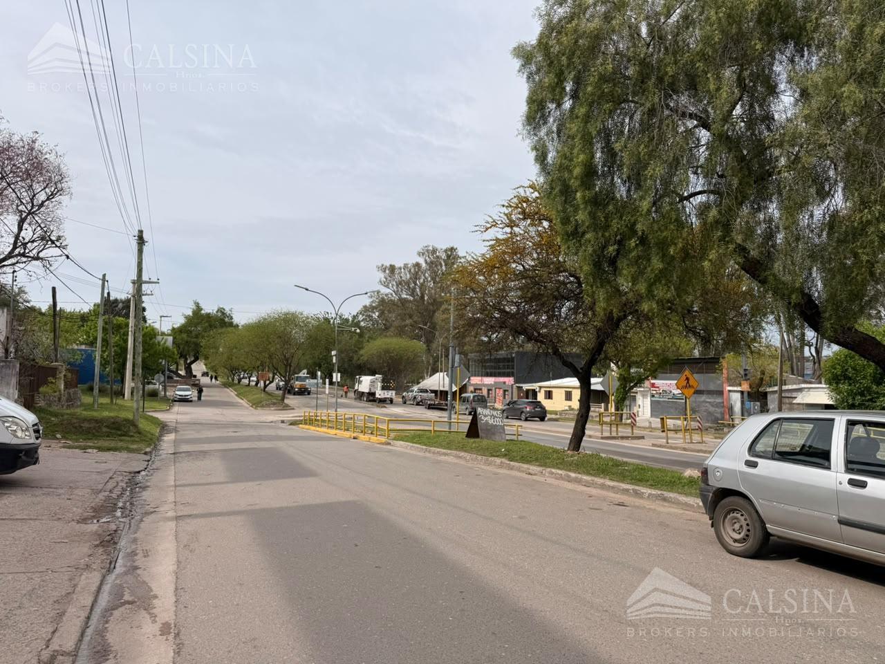 Foto de Local en alquiler y venta, imagen 4