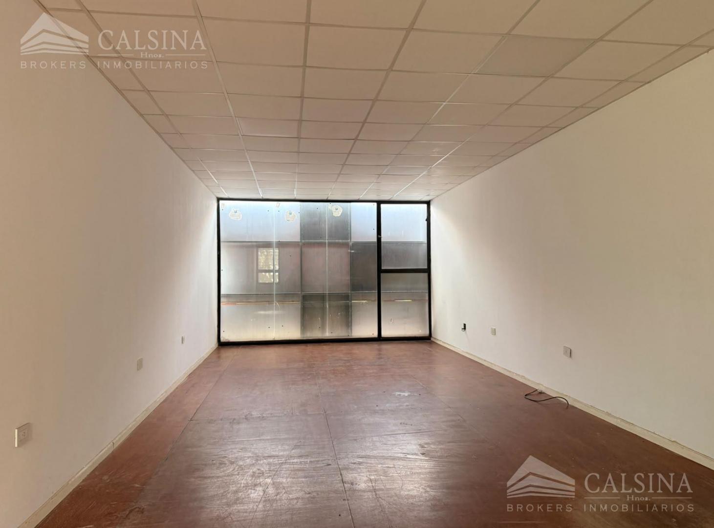 Foto de Local en alquiler y venta, imagen 3