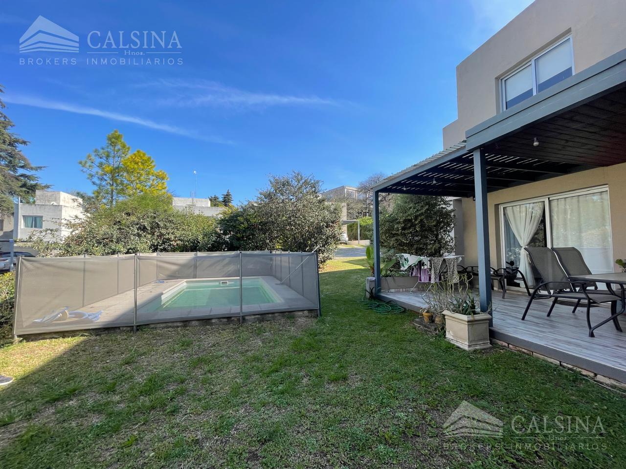 Foto de Venta de housing en Villa Allende 4 dorm y pileta, imagen 4