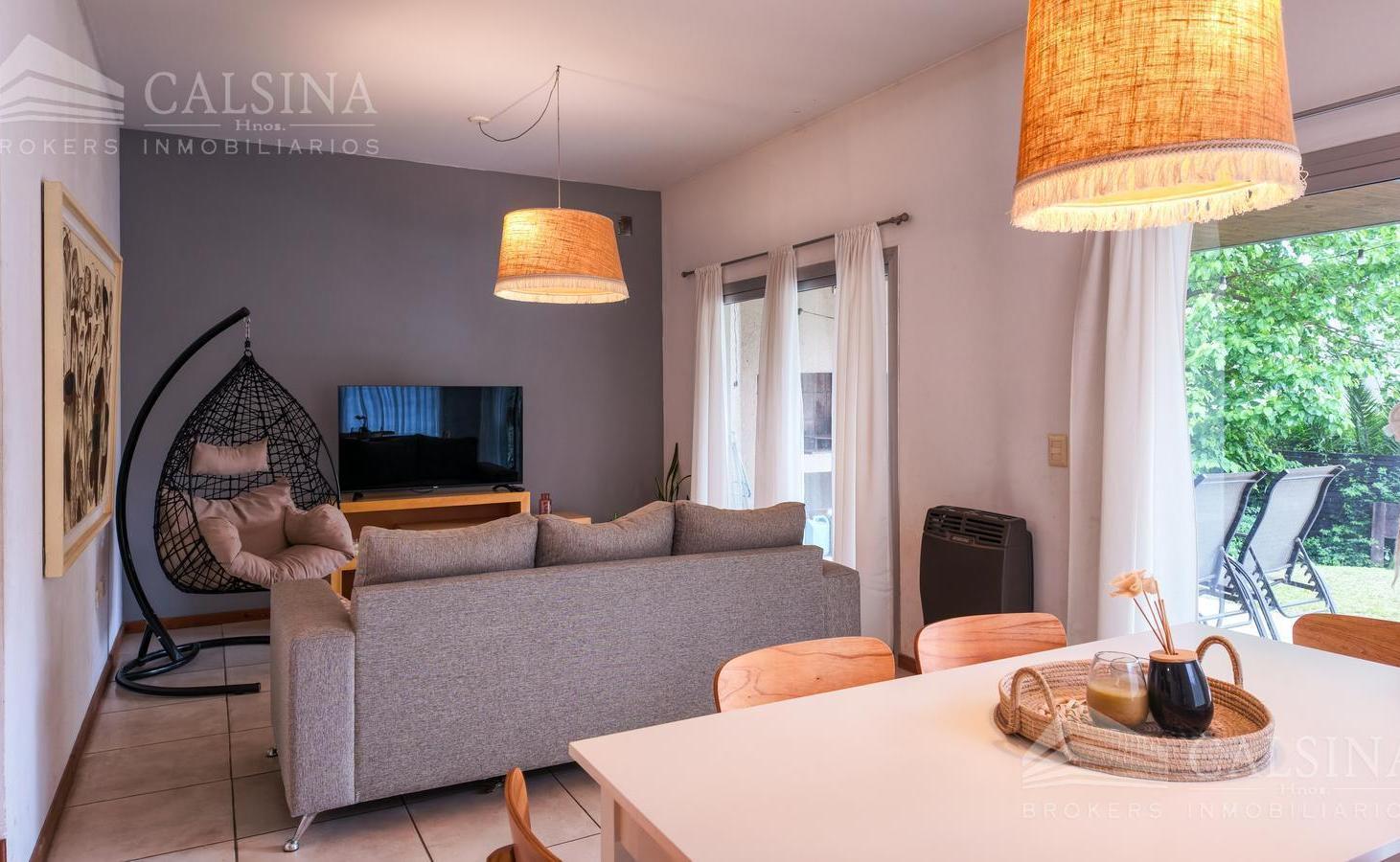 Foto de Venta de housing en Villa Allende 4 dorm y pileta, imagen 2