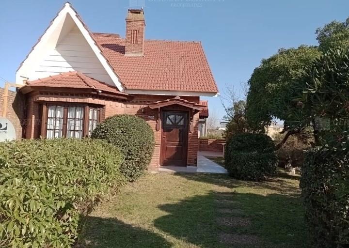 Casa Chalet  en Alq. Temporario ubicado en Pinamar, Costa Atlántica, Buenos Aires