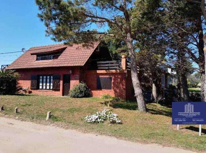 Casa Chalet en Alq. Temporario ubicado en Ostende, Pinamar, Costa Atlántica