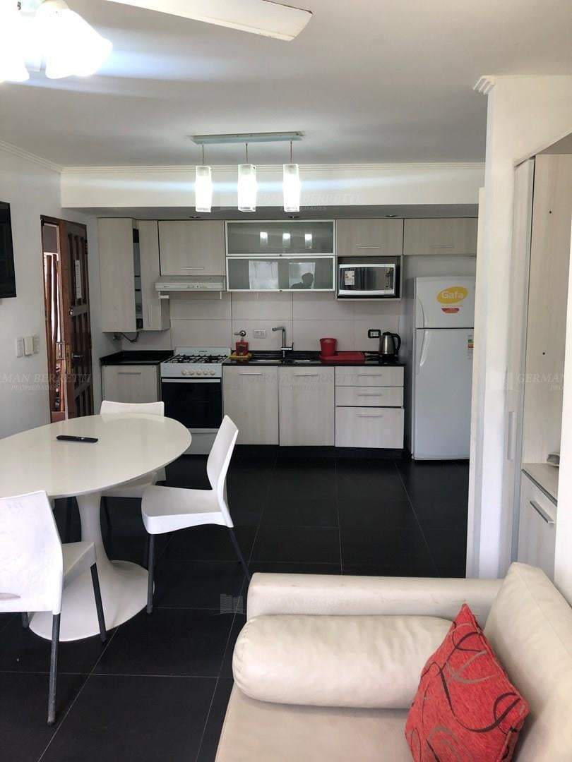 Foto de Departamento en Alq. Temporario ubicado en Mar Azul, Costa Atlántica, Buenos Aires, imagen 2