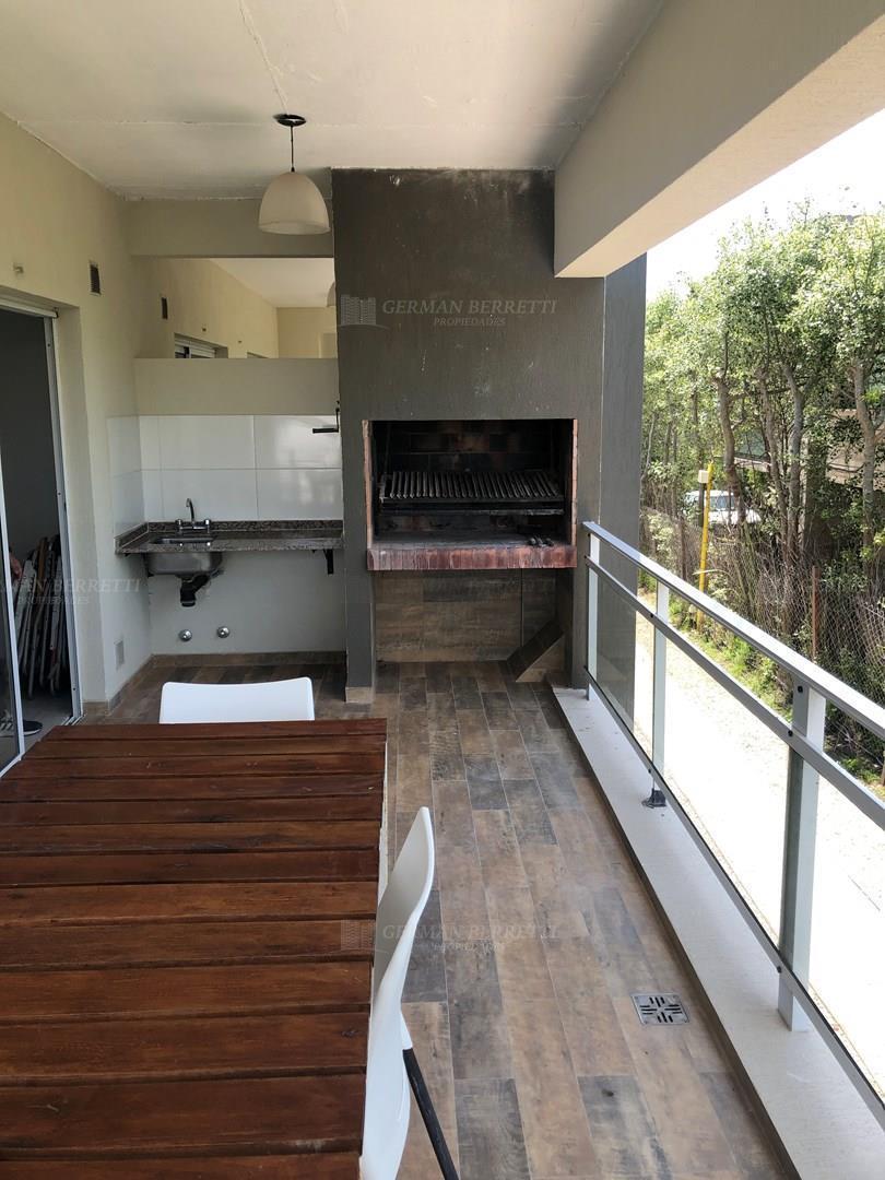 Foto de Departamento en Alq. Temporario ubicado en Mar Azul, Costa Atlántica, Buenos Aires, imagen 1