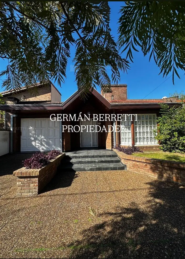 Casa Chalet en Venta ubicado en Quilmes, G.B.A. Zona Sur, Argentina 1