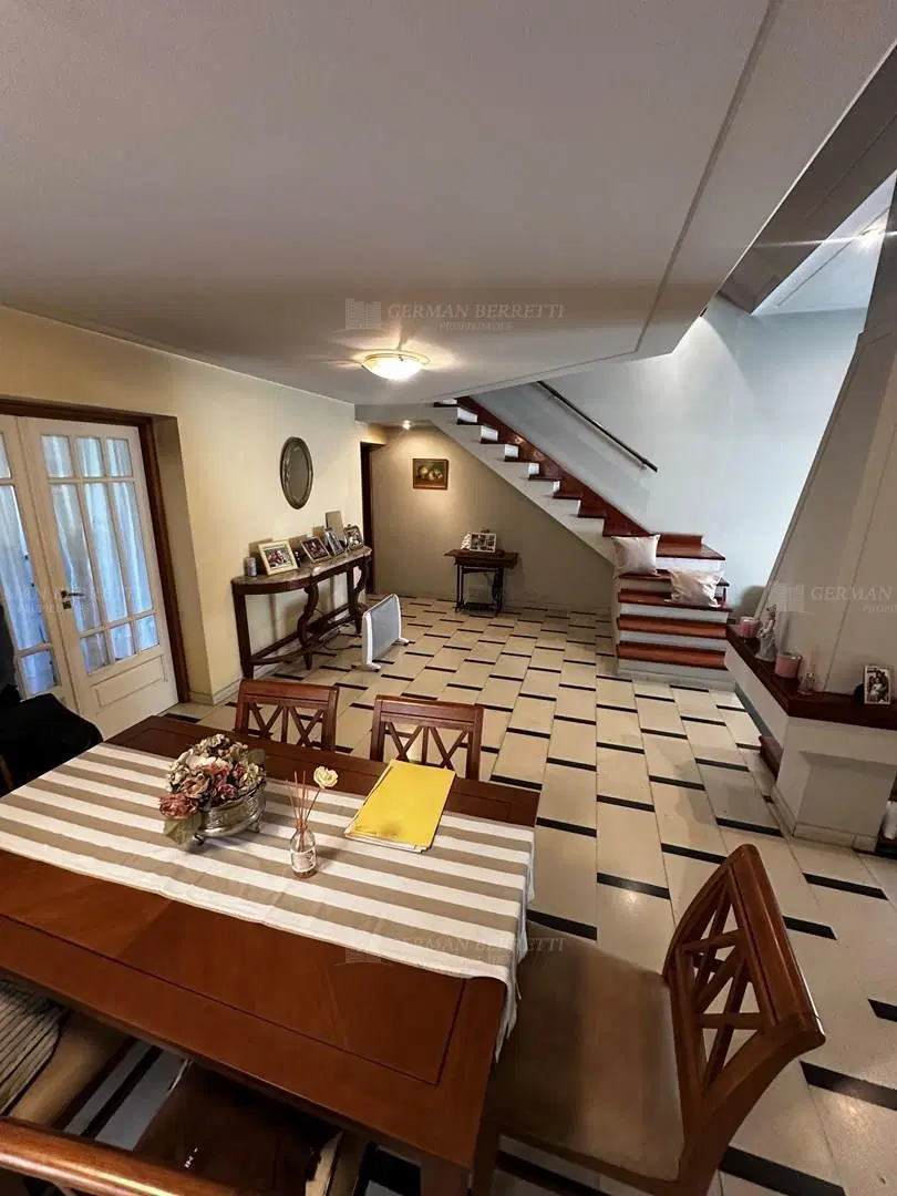 Casa Chalet en Venta ubicado en Quilmes, G.B.A. Zona Sur, Argentina 4