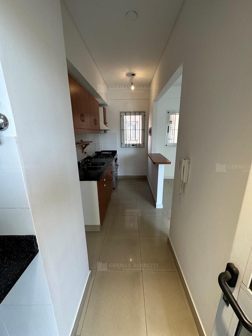 Foto de Departamento en Alquiler en Lanús Oeste, Lanús, G.B.A. Zona Sur, imagen 1