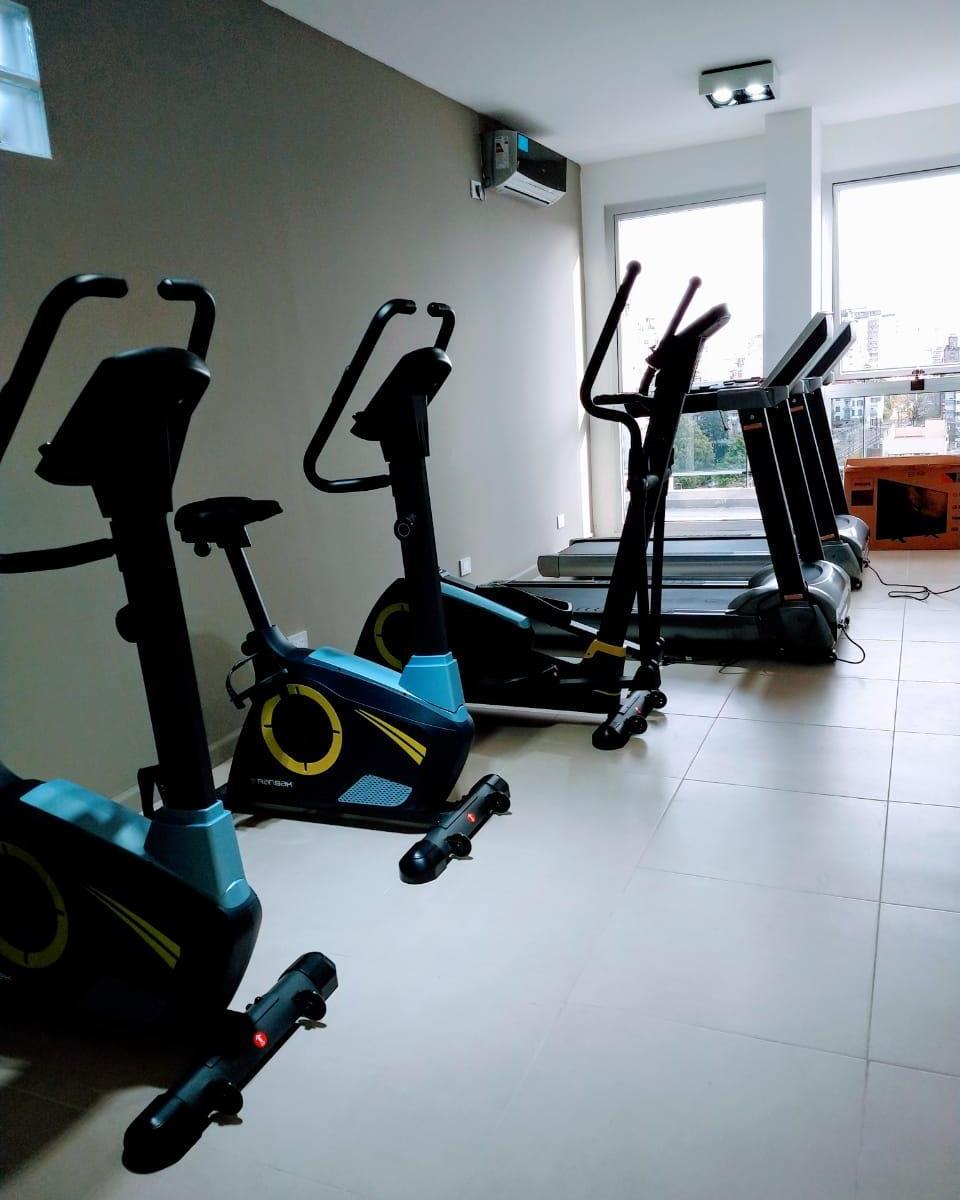 U$s 70.000 y 24 Ctas. U$s 2.155 Dos Ambientes C/amenities Venta 2