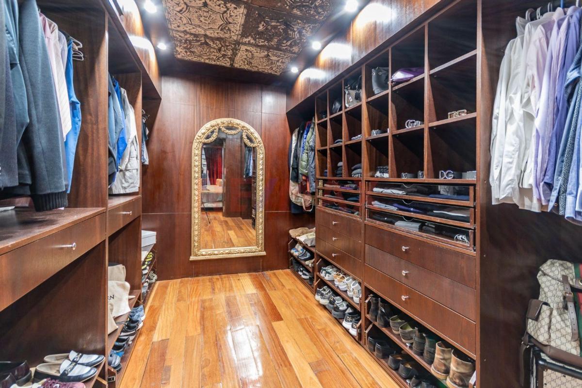 Venta Depto. 3 Amb. Puerto Madero - 3 Cocheras 5