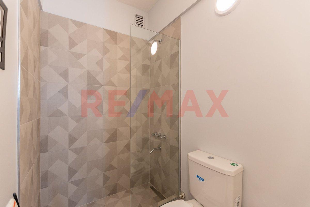 Venta Depto. 2 Ambientes con Patio - Refaccionado 2