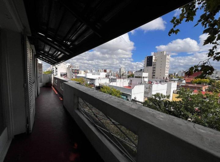 Venta Depto 7 amb, 1 Baño, 2 Toilet, Balcón Flores 4