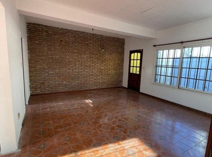 VENTA PH 4 AMBIENTES CON PATIO ENTRADA PROPIA 5