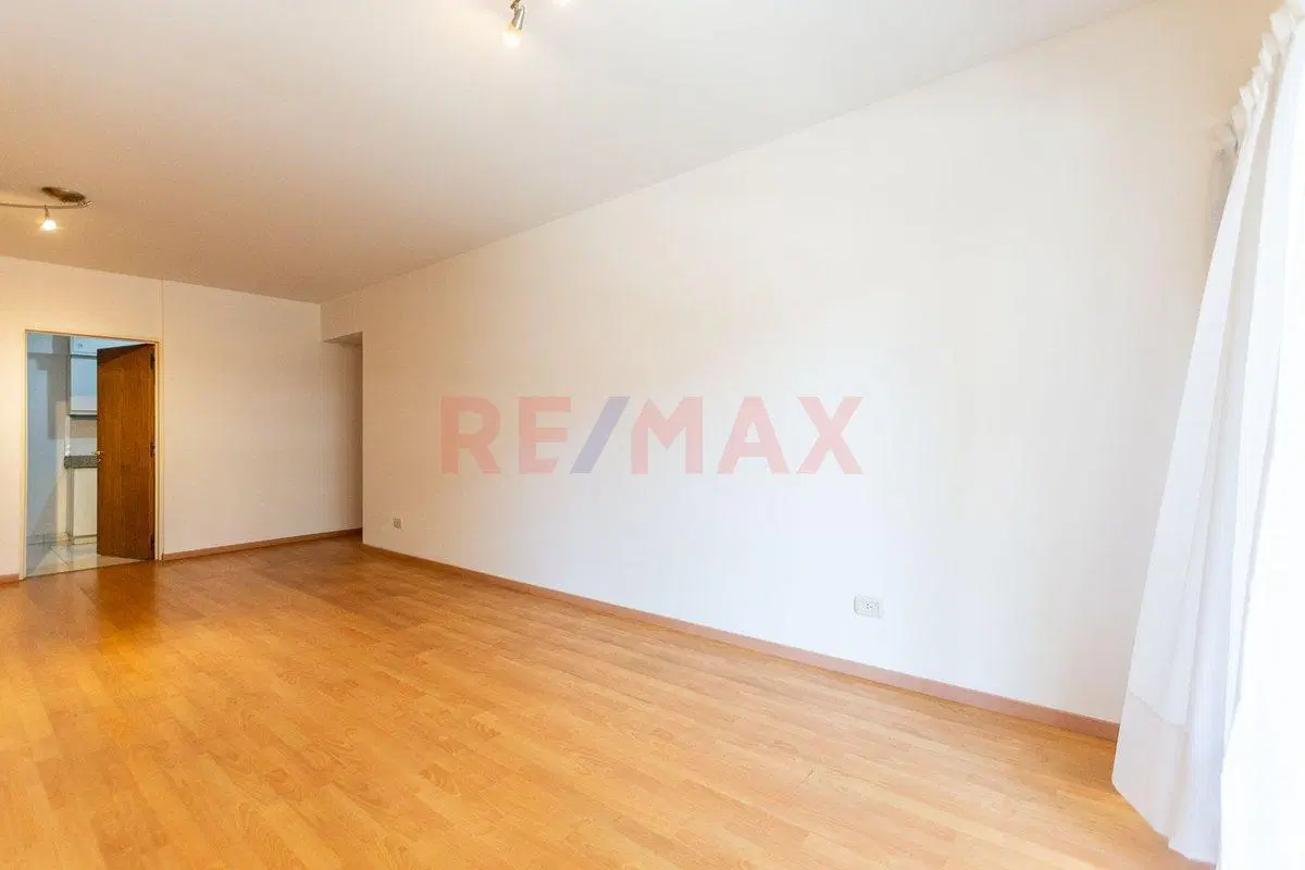 Venta Depto Almagro 4 amb  Balcón  depend. Frente 3