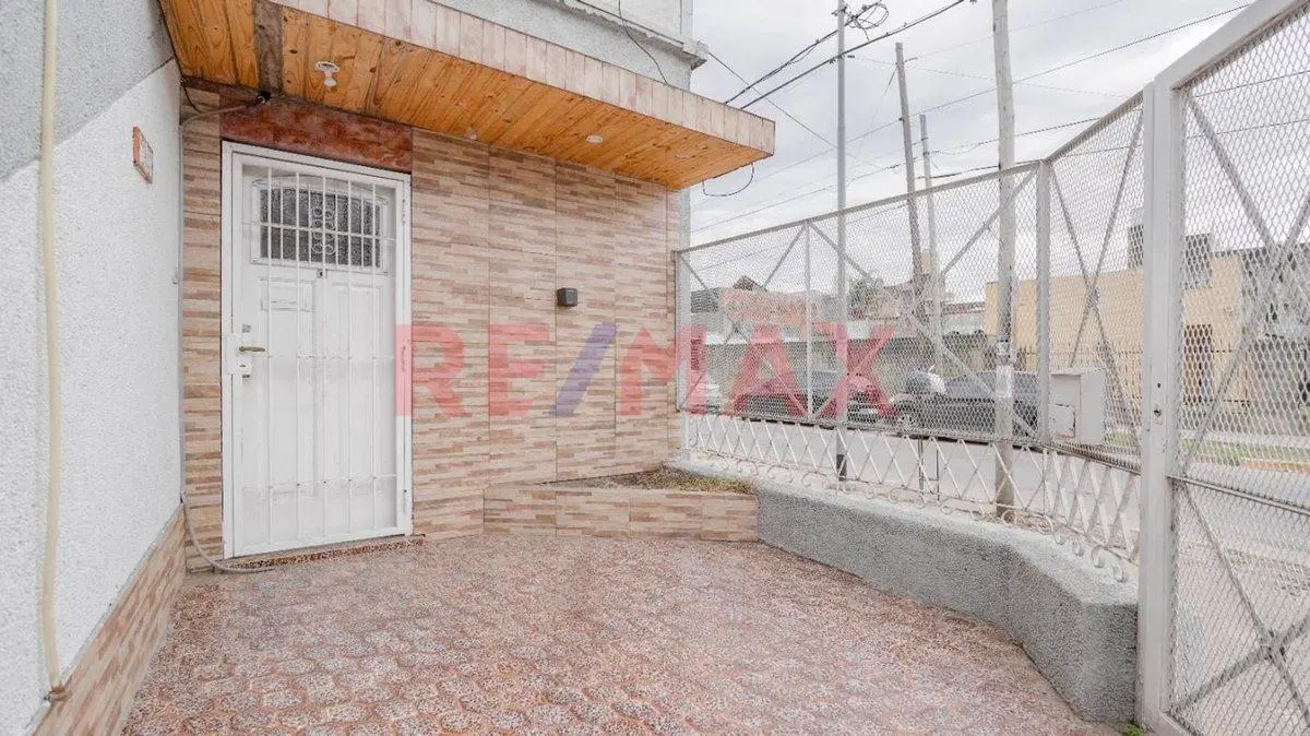 Casa 4 ambientes con PILETA y PARRILLA. APTO CRED. 2