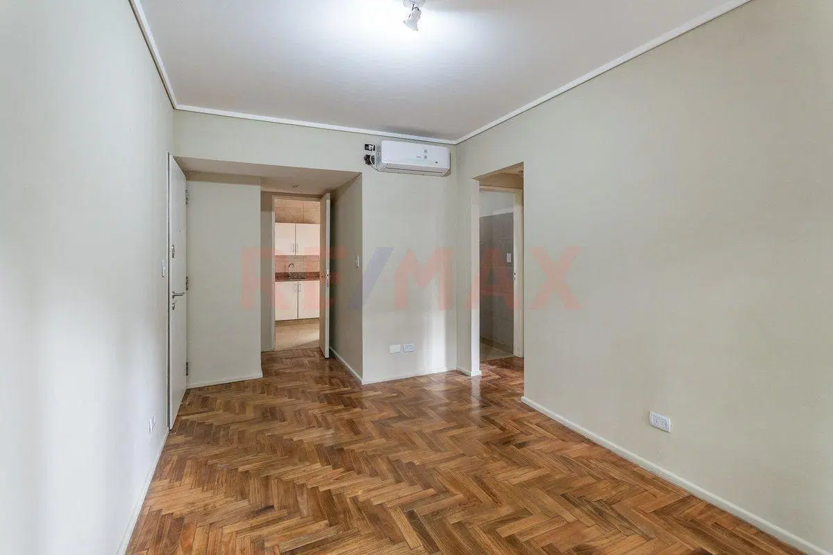 Venta 3 Ambientes  Almagro. Apto Prof - Patio 5
