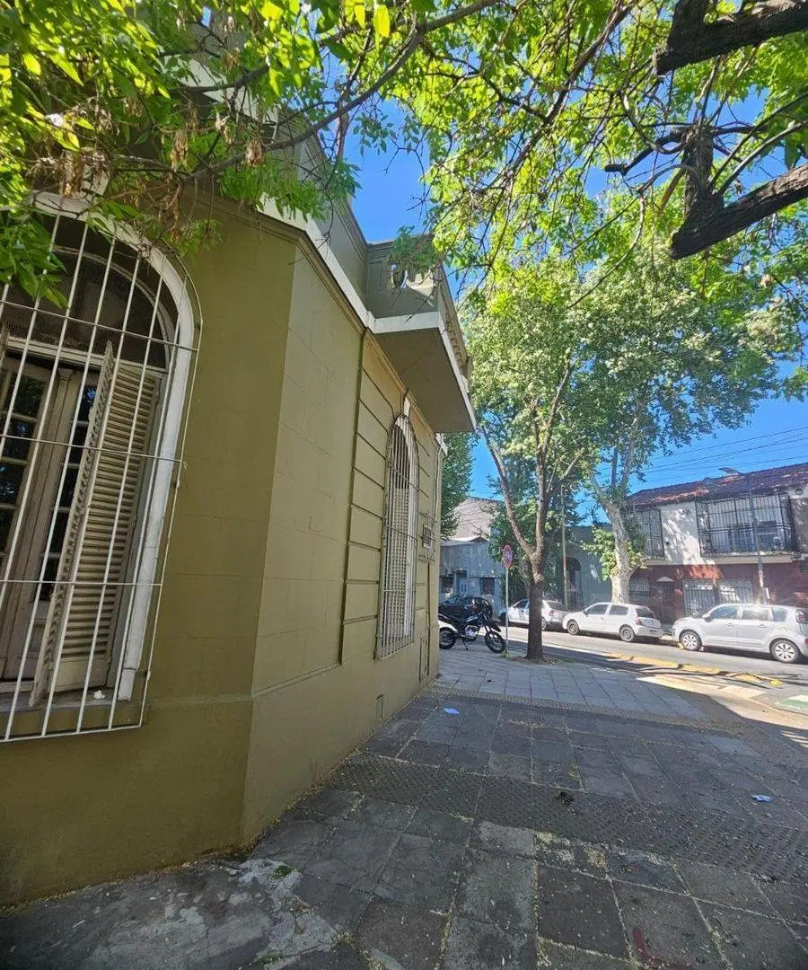 VENTA CASA 4 AMBIENTES PATERNAL TERRAZA PROPIA 5