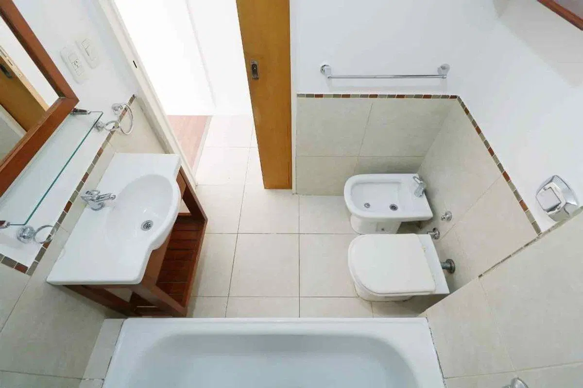 VENTA 2 AMBIENTES CON BALCON TERRAZA EN FLORESTA 3