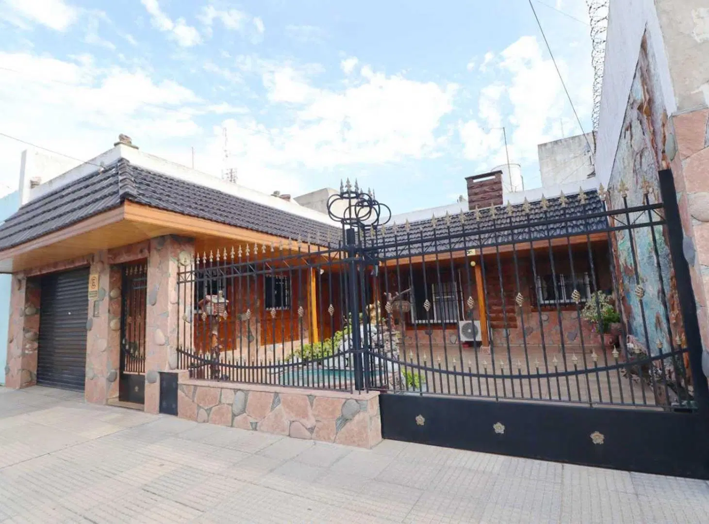 VENTA CASA 4 AMB PATIO PISCINA EN LAFERRERE 4