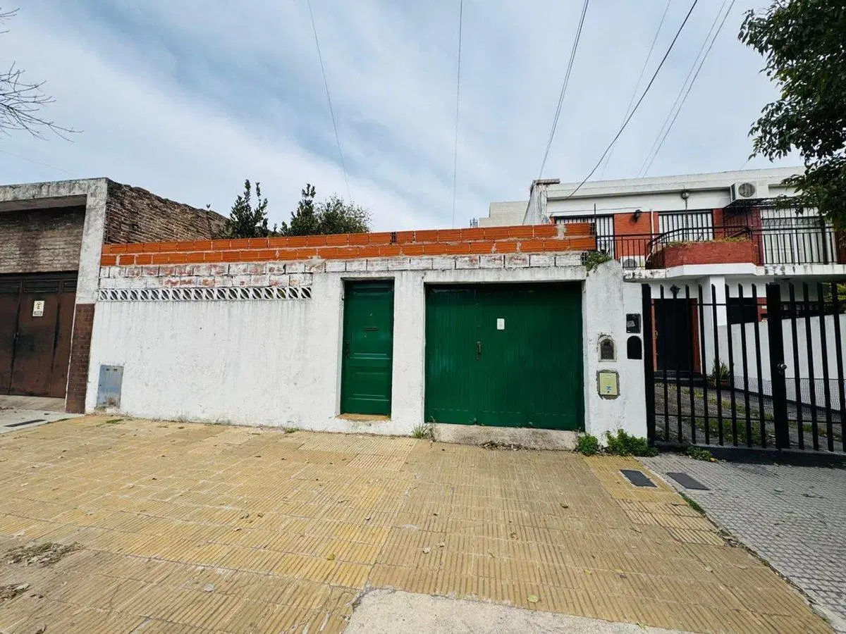 VENTA LOTE EXCELENTES MEDIDAS EN MONTE CASTRO 4