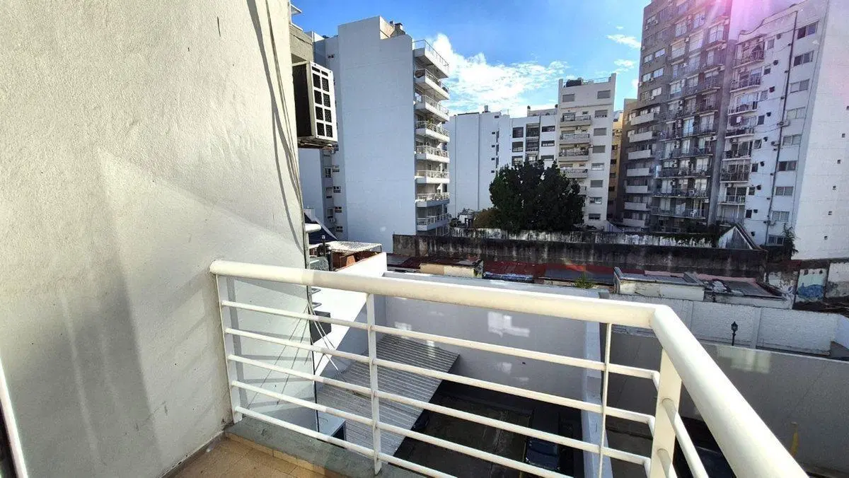ALQUILER DEPARTAMENTO 2 AMBIENTES C/BALCÓN ALMAGRO 5