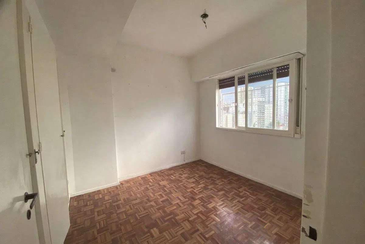 Departamento 2 amb. en venta en Caballito c/balcón 5