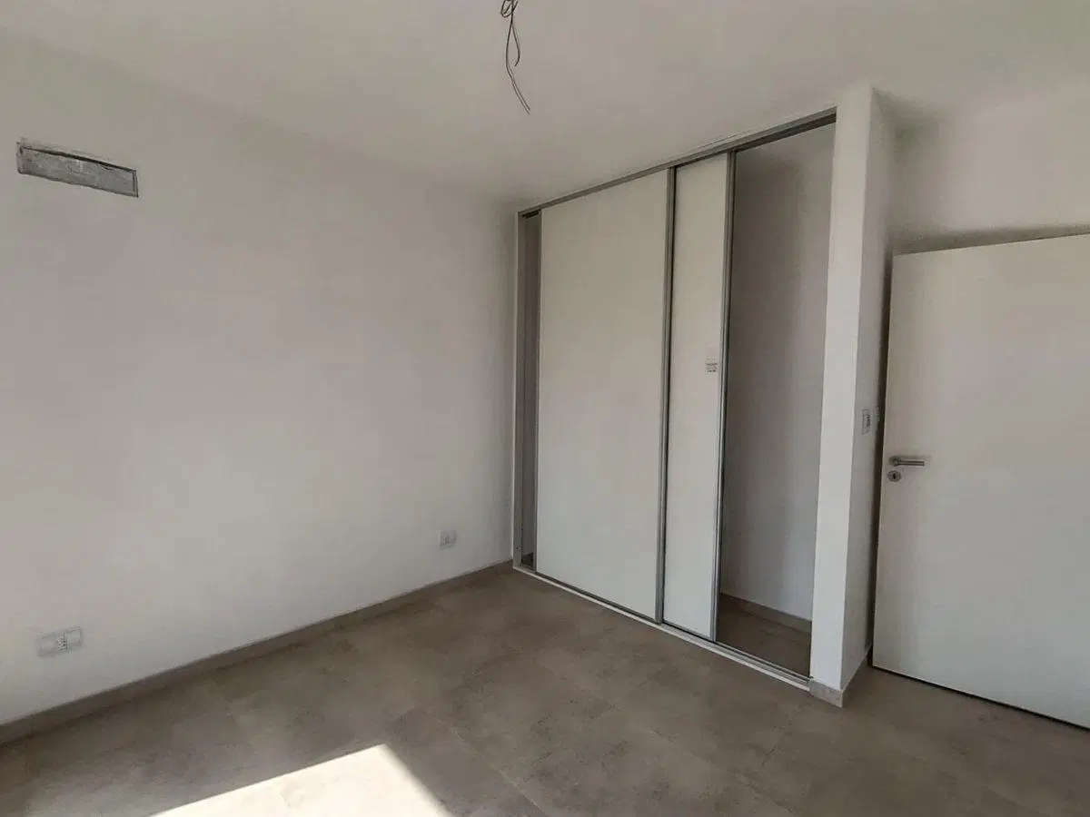 VENTA Depto a estrenar 2 ambientes FLORESTA 5