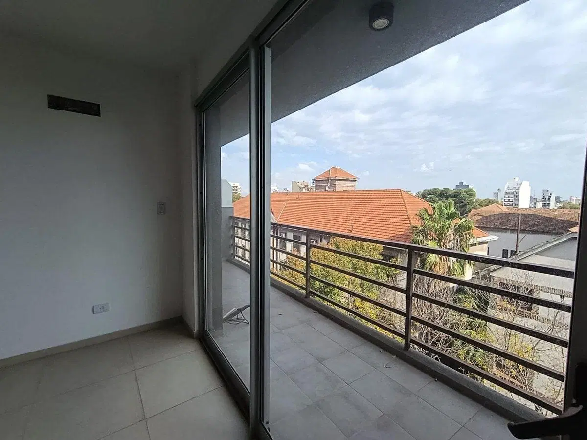 VENTA Depto a estrenar 2 ambientes FLORESTA 3