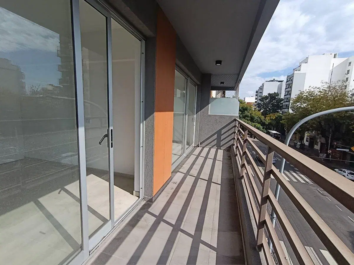 VENTA depto 2 amb.  a estrenar FLORESTA 3