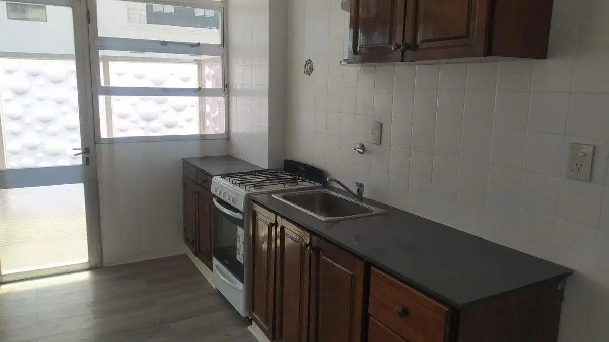 DPTO. 3 AMB. BALCON, BAULERA Y TOILETTE, APTO PROF 4