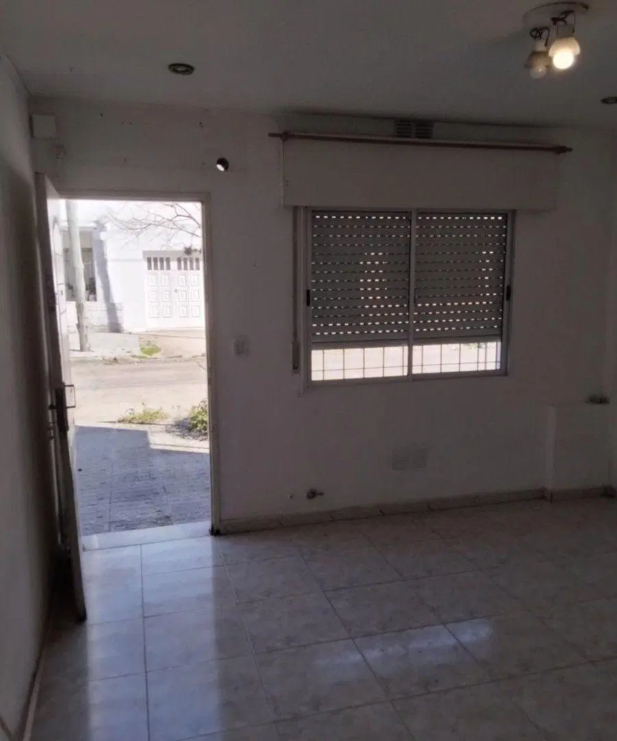 Venta Duplex 3 ambientes Ramos Mejia 4