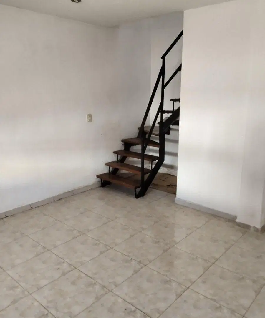 Venta Duplex 3 ambientes Ramos Mejia 3