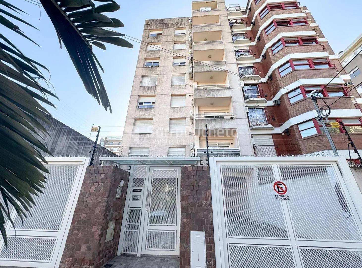 VENTA DEPTO 3 AMB CON COCHERA Y BAULERA MORON 2