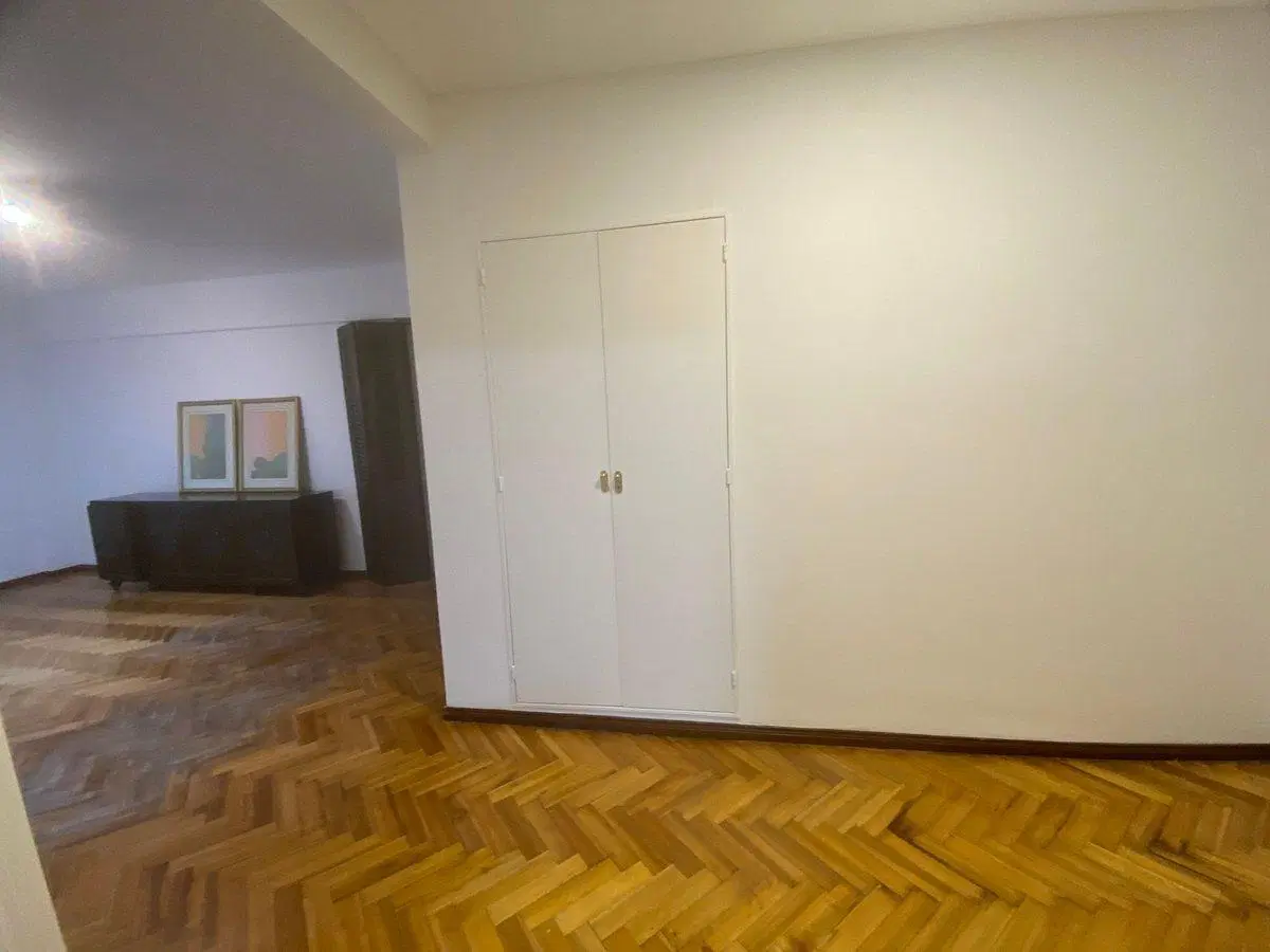 Departamento 3 amb. en venta en Flores con cochera 2