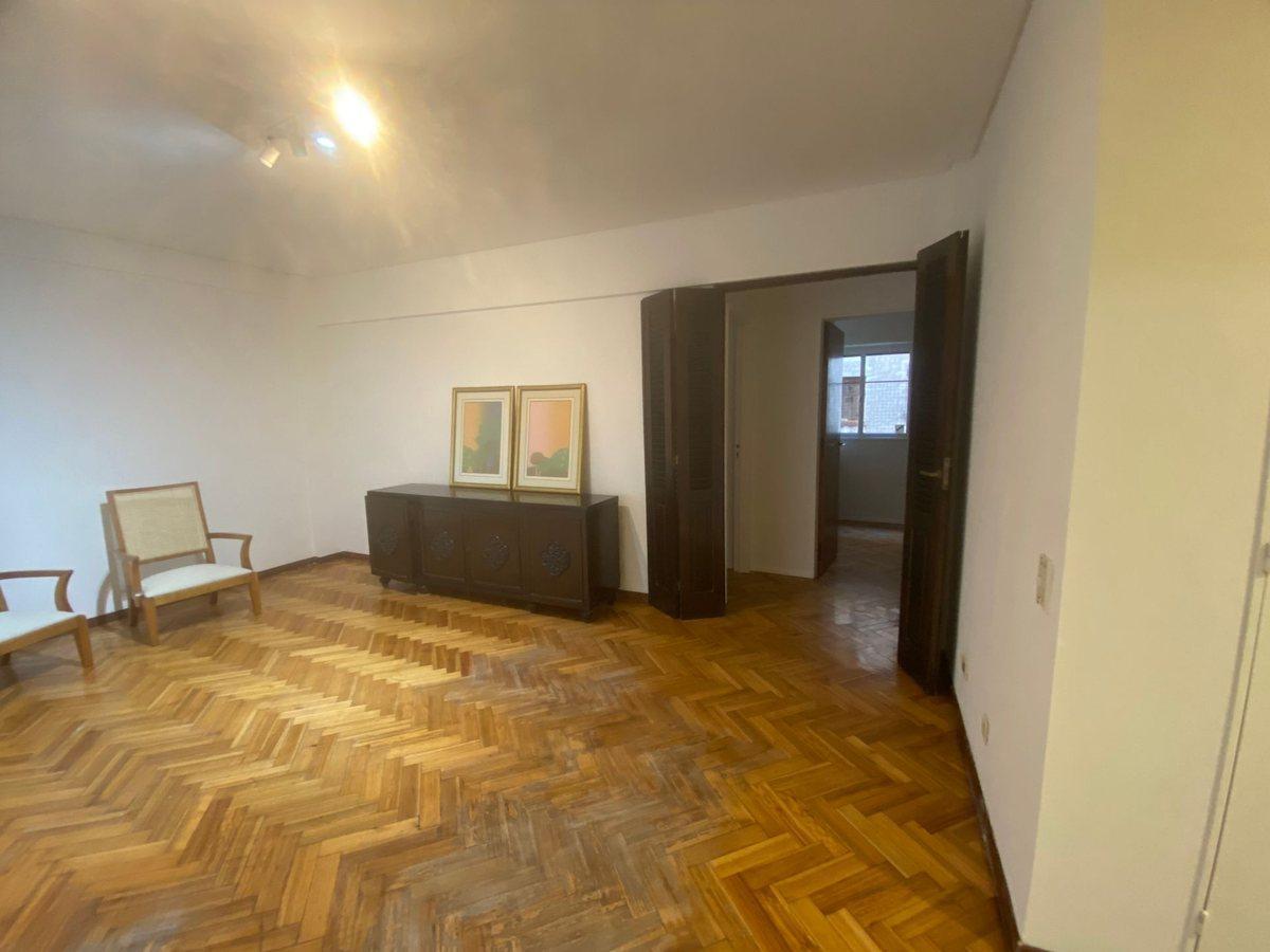 Departamento 3 amb. en venta en Flores con cochera
